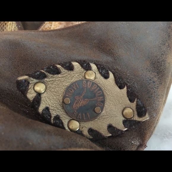 Handmade Genuine Leather and Python “Fish” Bag - Picture 7 of 8